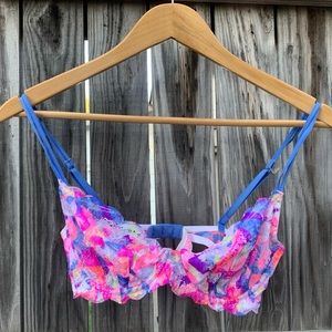 Victoria’s Secret PINK lace bra